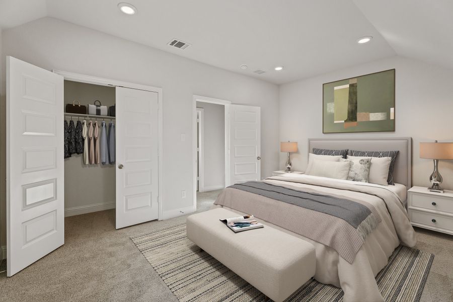 Representative furnished interior of a home built from the Parker by Beazer Homes in Saratoga, Aubrey (Image 11).