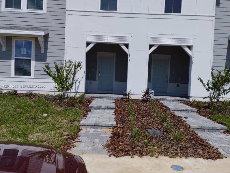 Exterior details and patio area of a home in , Clermont (Image 1). Exterior details and patio area of a home in , Clermont (Image 1).