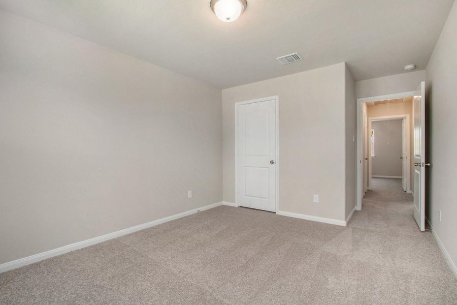 Spacious, unfurnished interior of a new home in Columbia Lakes, West Columbia (Image 12). Spacious, unfurnished interior of a new home in Columbia Lakes, West Columbia (Image 12).