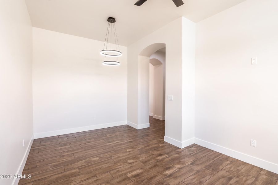 Office (2) Office (2)