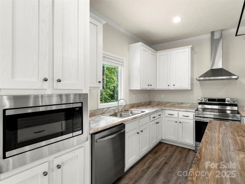 Furnished interior view inside a new home in , Hendersonville (Image 4).