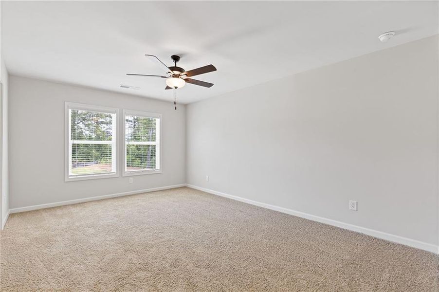 Spacious, unfurnished interior of a new home in , Athens (Image 15).