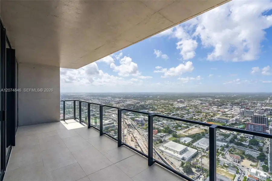 Condo located in Miami, FL showcasing its design and architecture (Image 3). Condo located in Miami, FL showcasing its design and architecture (Image 3).