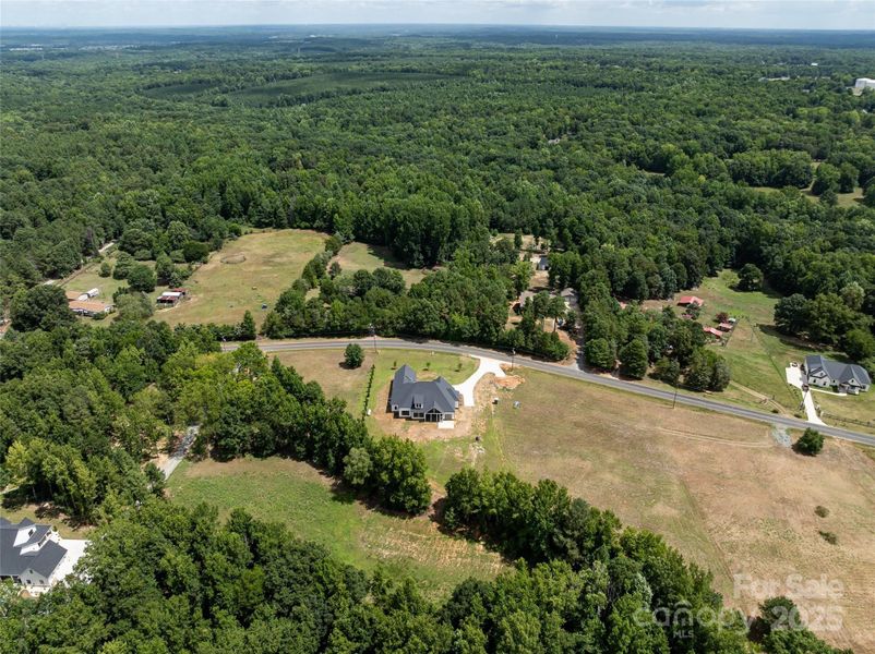 Image 47 of a home in . Image 47 of a home in .