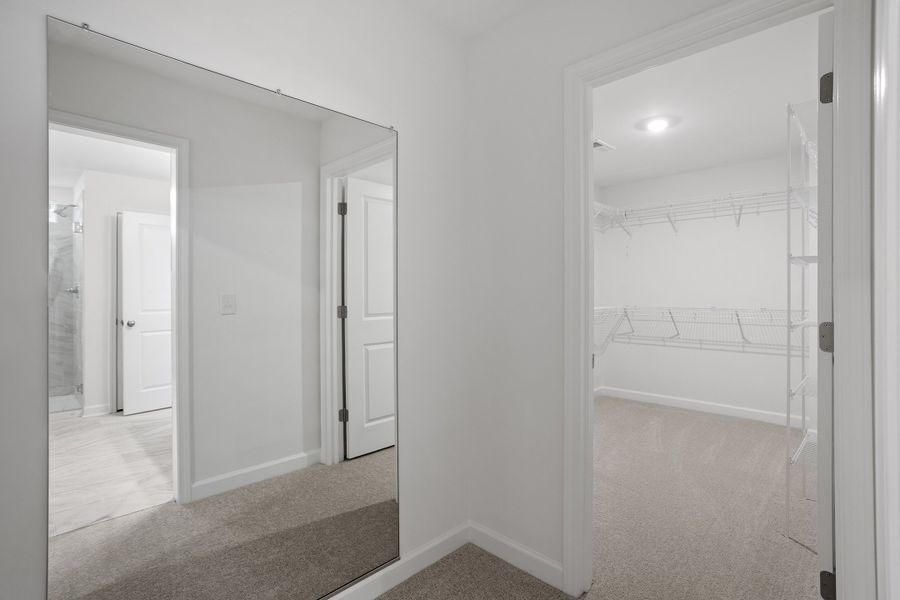 Spacious, unfurnished interior of a new home in Georgias Landing, Raleigh (Image 31).