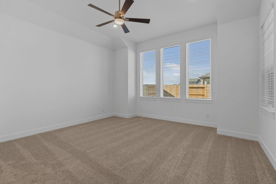 Representative unfurnished interior of a home built from the Brentwood by Chesmar Homes in Fulshear Lakes, Fulshear (Image 36).