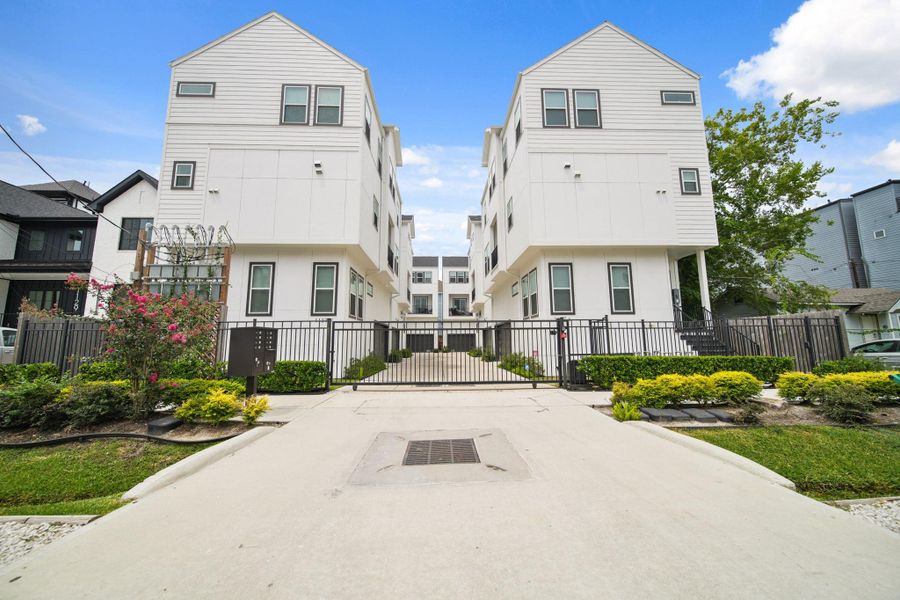 Experience everyday ease in a calm, private gated community that feels welcoming from the moment you arrive. Experience everyday ease in a calm, private gated community that feels welcoming from the moment you arrive.