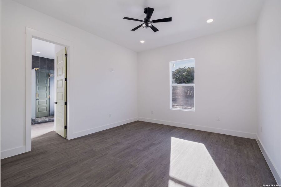 Spacious, unfurnished interior of a new home in , Fischer (Image 32).