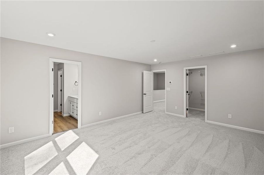 Spacious, unfurnished interior of a new home in Sage Woods, Dallas (Image 37).
