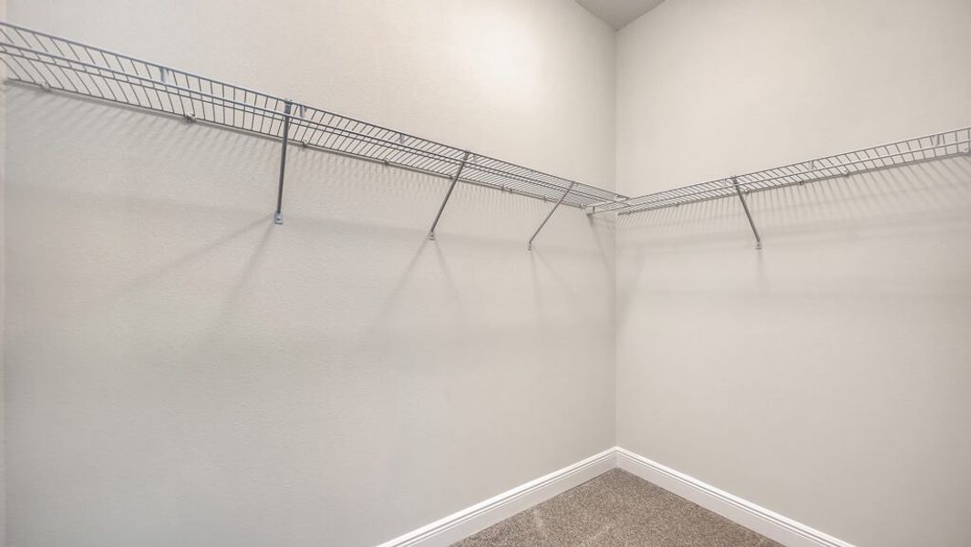 Spacious, unfurnished interior of a new home in Canoe Creek, Parrish (Image 37). Spacious, unfurnished interior of a new home in Canoe Creek, Parrish (Image 37).