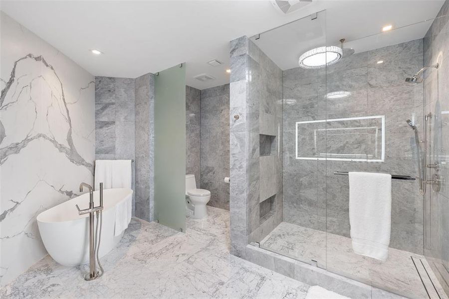 Furnished interior view inside a new home in , Tampa (Image 44).