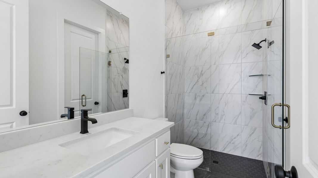 Representative furnished interior of a home built from the Custom II by Southgate Homes in Prosper Ridge, Prosper (Image 7).