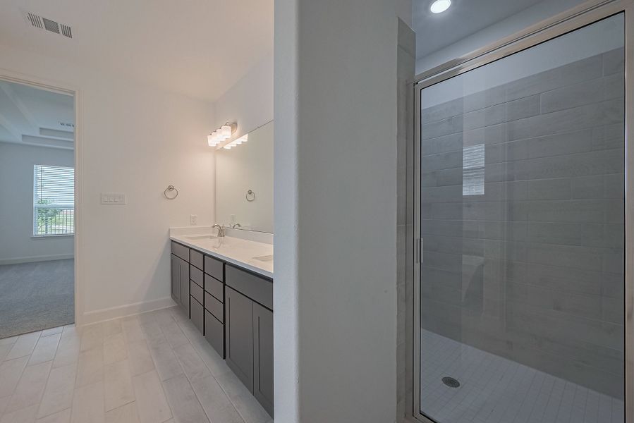 Image 56 representing the 2620 by Colina Homes in River Ranch, Dayton, TX.