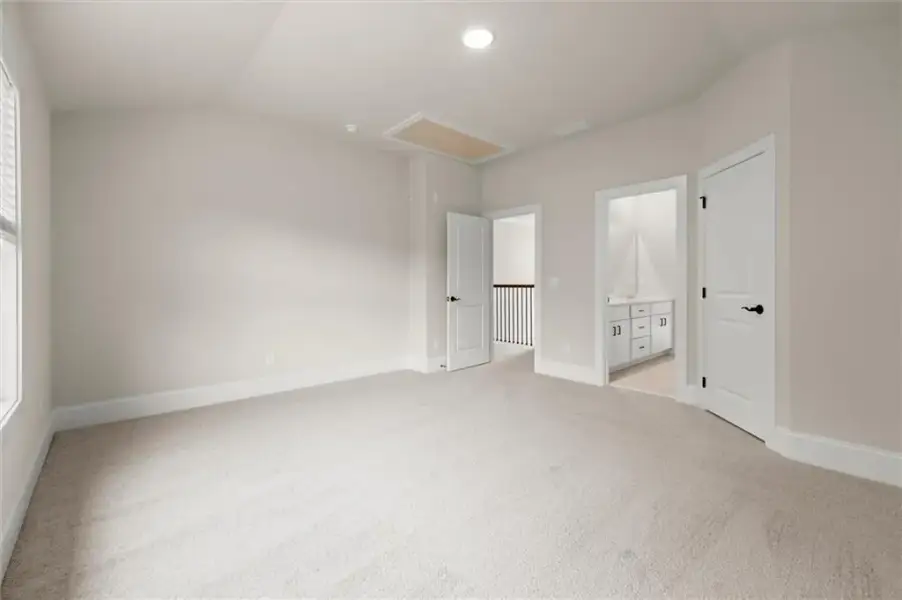 Spacious, unfurnished interior of a new home in , Flowery Branch (Image 56).