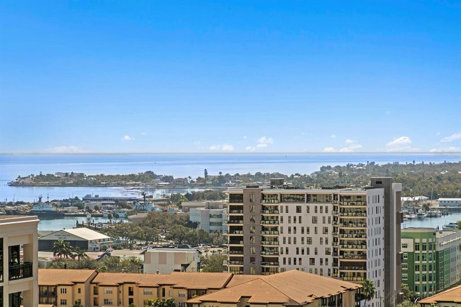 Condo located in St. Petersburg, FL showcasing its design and architecture (Image 33). Condo located in St. Petersburg, FL showcasing its design and architecture (Image 33).