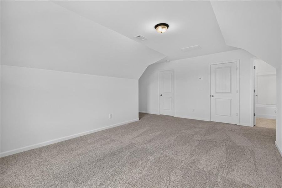Spacious, unfurnished interior of a new home in , Athens (Image 30).