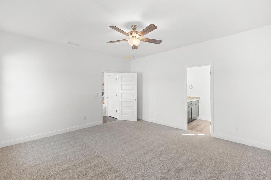 Spacious, unfurnished interior of a new home in , Locust Grove (Image 33).