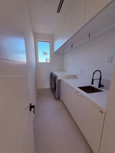 Furnished interior view inside a new home in , Surfside (Image 9).
