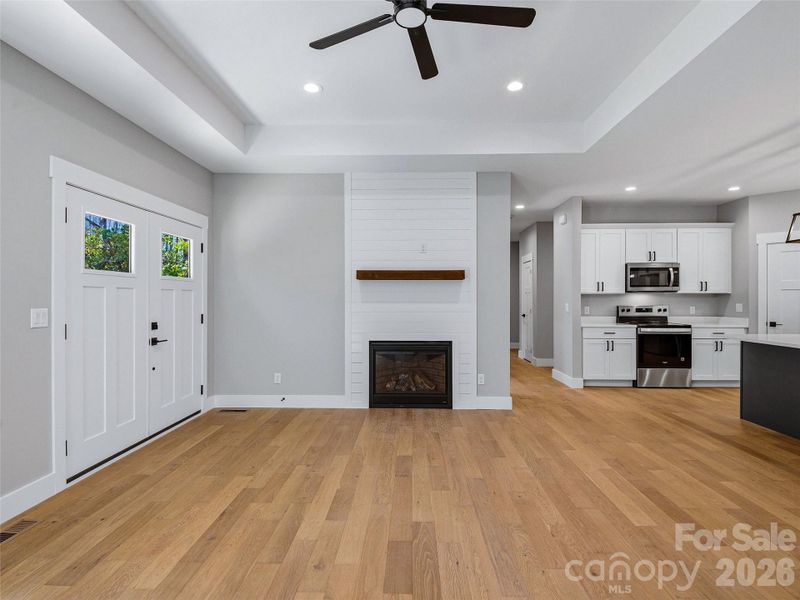 Spacious, unfurnished interior of a new home in , Hendersonville (Image 21).