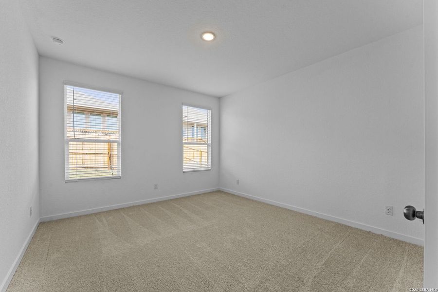 Spacious, unfurnished interior of a new home in Grace Valley, Marion (Image 24).
