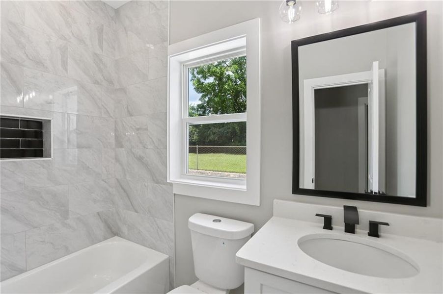 Furnished interior view inside a new home in , Hapeville (Image 36).