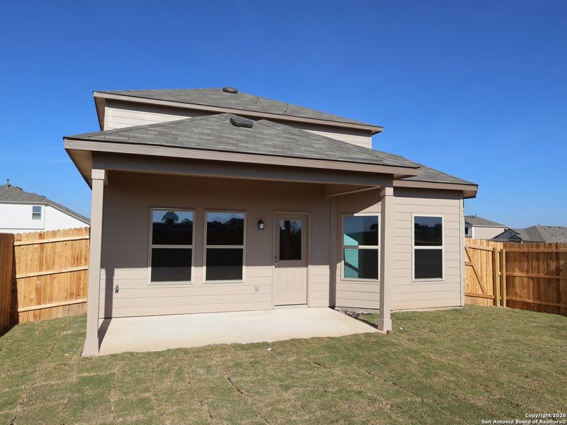 Exterior details and patio area of a home in Winding Brook, San Antonio (Image 3).