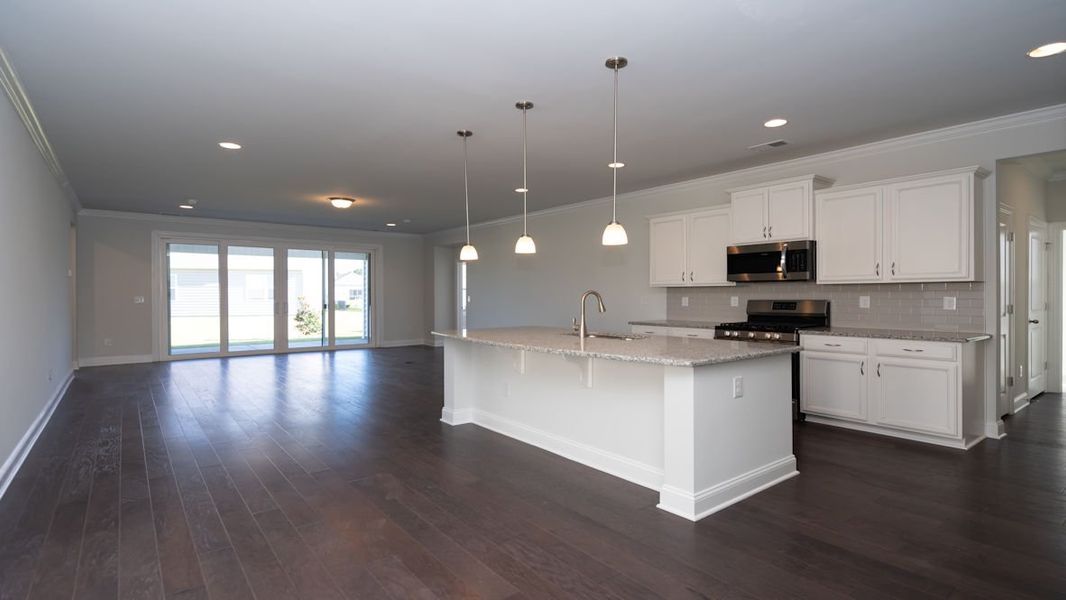 Representative unfurnished interior of a home built from the TRIVECTA by D.R. Horton in Waterbridge, Myrtle Beach (Image 18).