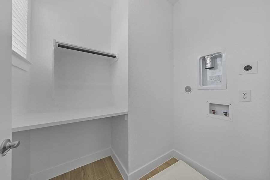 Spacious, unfurnished interior of a new home in Elyson Courtyard Collection, Katy (Image 15).