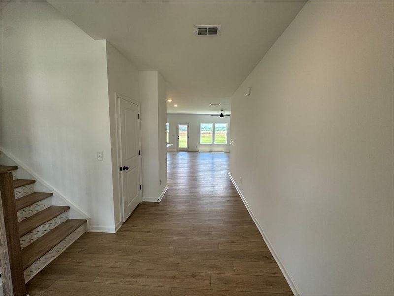 Spacious, unfurnished interior of a new home in Langston Reserve, Cartersville (Image 12).