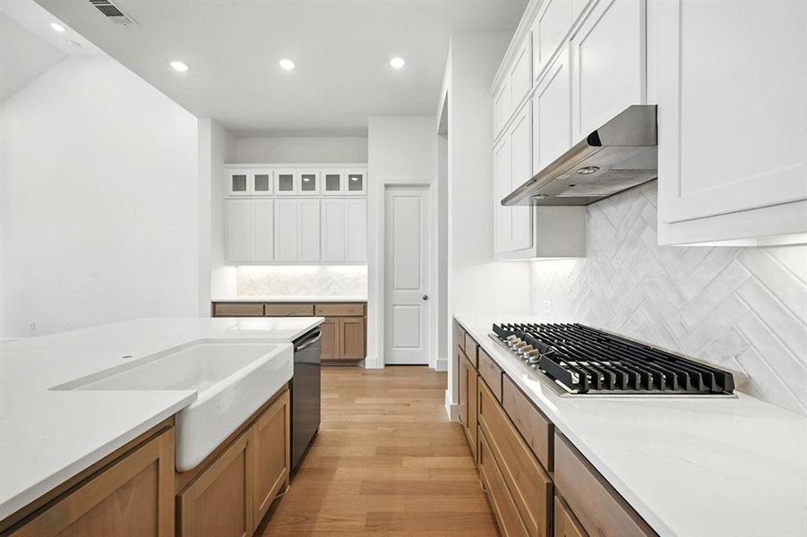 Furnished interior view inside a new home in Thompson Farms: 60ft. lots, Van Alstyne (Image 5). Furnished interior view inside a new home in Thompson Farms: 60ft. lots, Van Alstyne (Image 5).