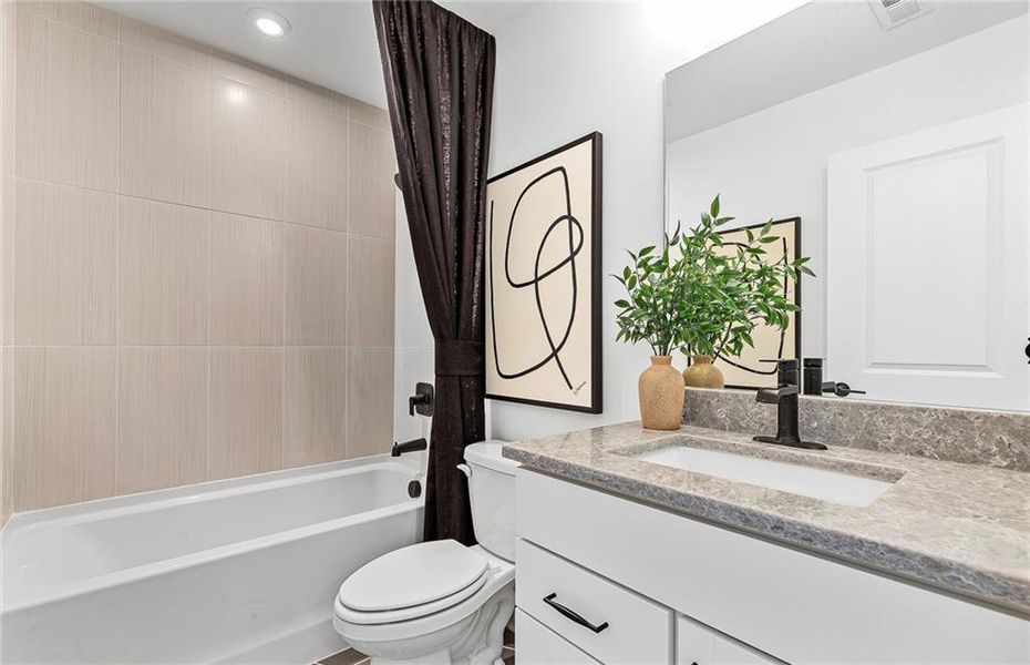 Furnished interior view inside a new home in Creekside at Skelton, Jefferson (Image 23).