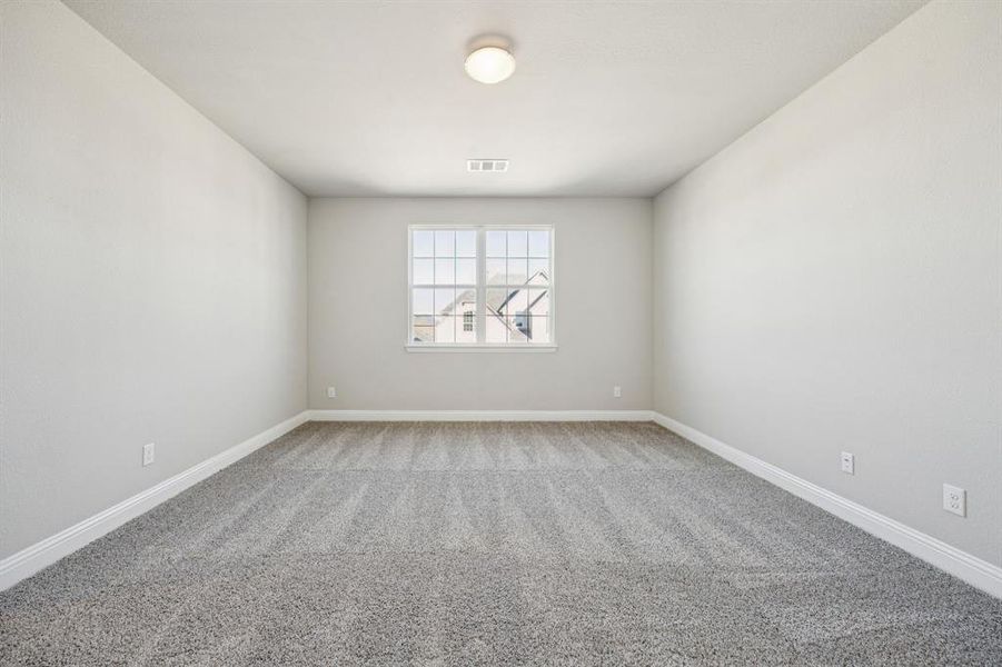 Spacious, unfurnished interior of a new home in Venetian, Weston (Image 19).