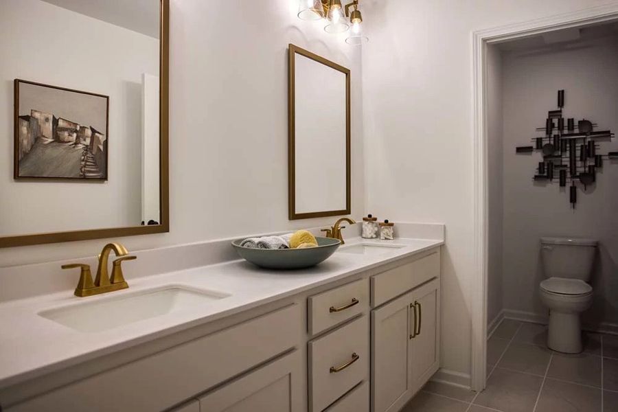 Savoy Sample Secondary Bathroom