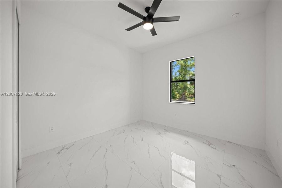 Spacious, unfurnished interior of a new home in , Lehigh Acres (Image 32).