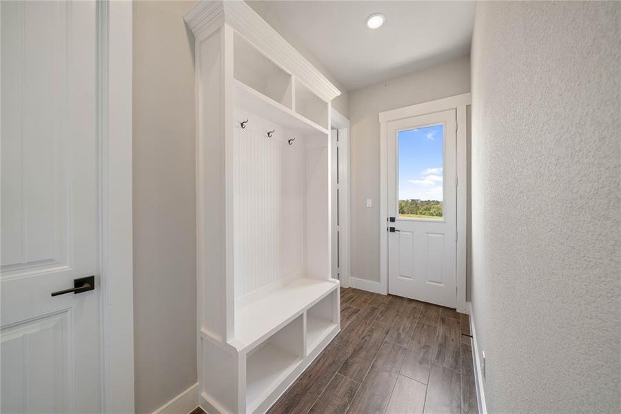 Furnished interior view inside a new home in Eagle Ridge Estates, Weatherford (Image 14). Furnished interior view inside a new home in Eagle Ridge Estates, Weatherford (Image 14).