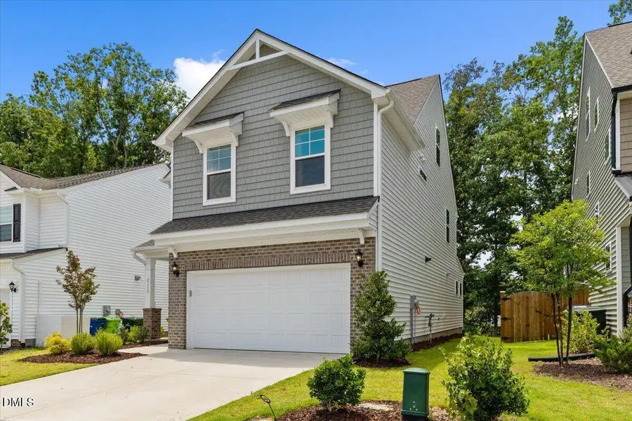 04-2117 Seneca Dr