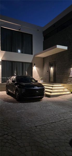 Image 25 of a home in .