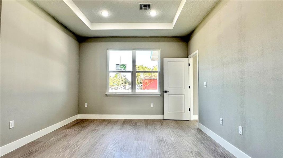 Spacious, unfurnished interior of a new home in , Poinciana (Image 17).