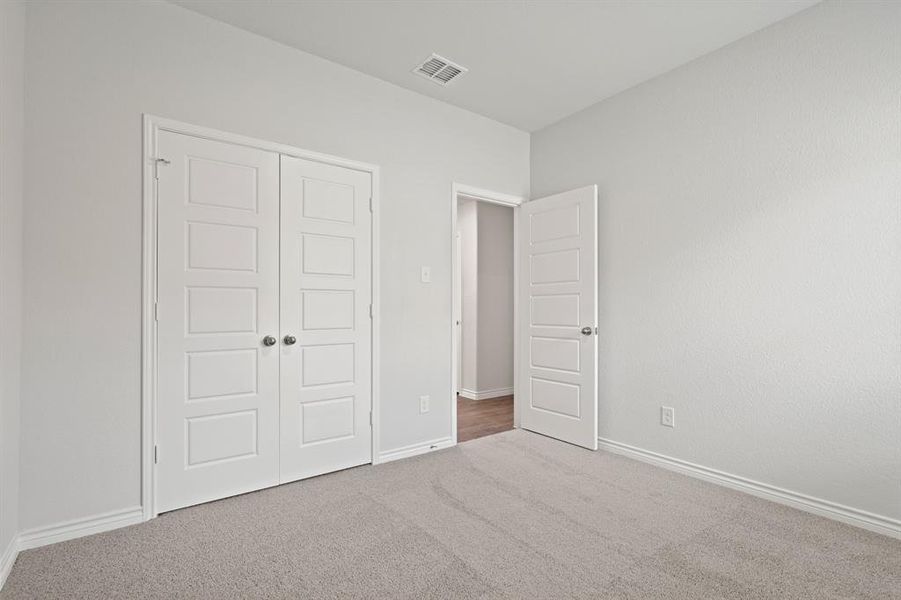 Spacious, unfurnished interior of a new home in Burgess Meadows, Cleburne (Image 9). Spacious, unfurnished interior of a new home in Burgess Meadows, Cleburne (Image 9).