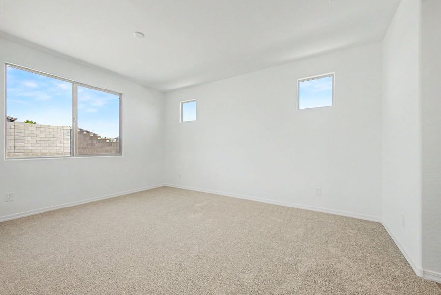 Spacious, unfurnished interior of a new home in Tierra Vistoso, Surprise (Image 8).