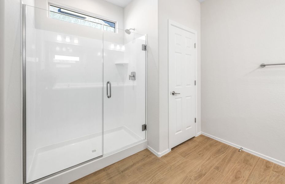 Spacious, unfurnished interior of a new home in Parkside at Anthem at Merrill Ranch, Florence (Image 22).