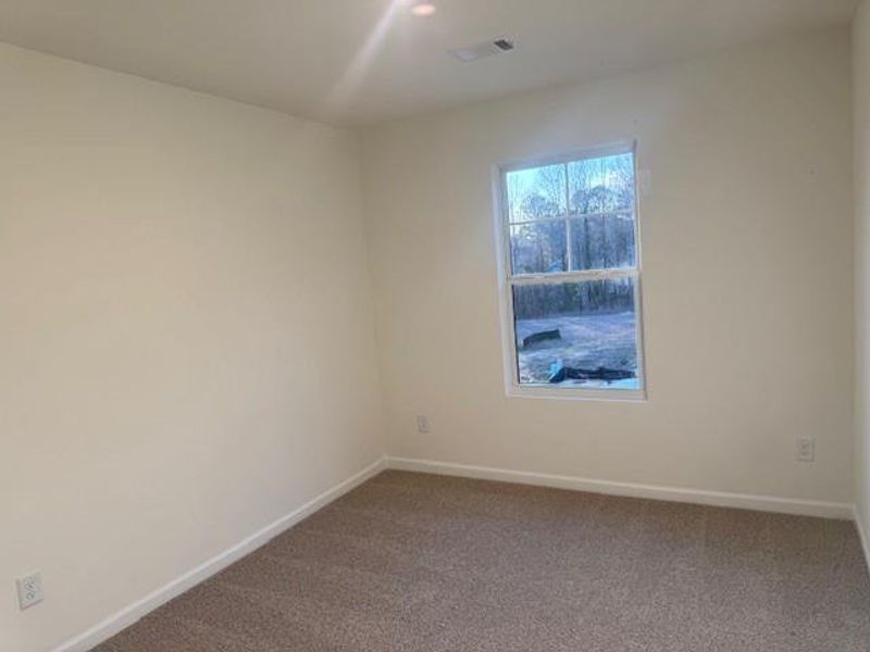 Spacious, unfurnished interior of a new home in Meadow Pines, Dallas (Image 28).