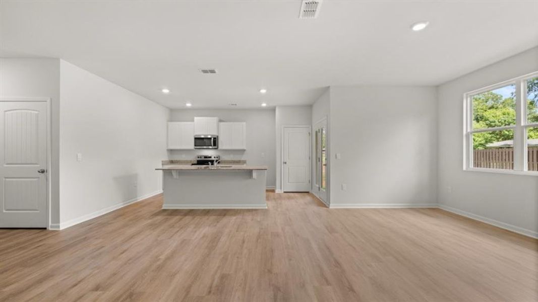 Spacious, unfurnished interior of a new home in Northberry, Rome (Image 16). Spacious, unfurnished interior of a new home in Northberry, Rome (Image 16).