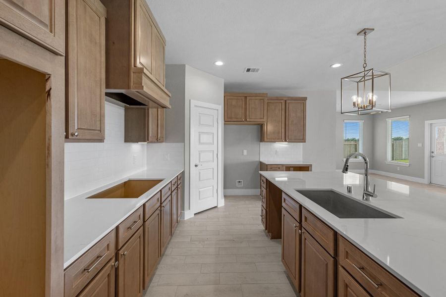 Furnished interior view inside a new home in Briarwood Crossing, Rosenberg (Image 7).