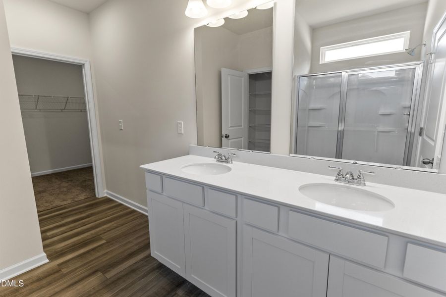 Owner's Bath Owner's Bath