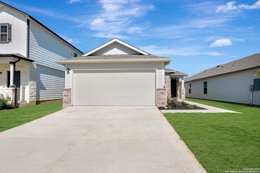 Image 39 of a home in Park Place.