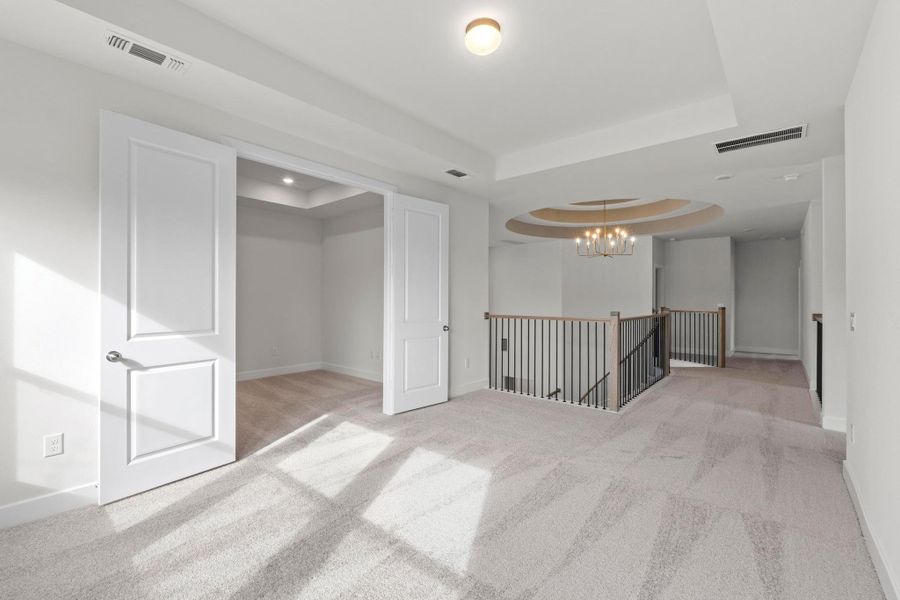 Spacious, unfurnished interior of a new home in Parmer Ranch, Georgetown (Image 24).