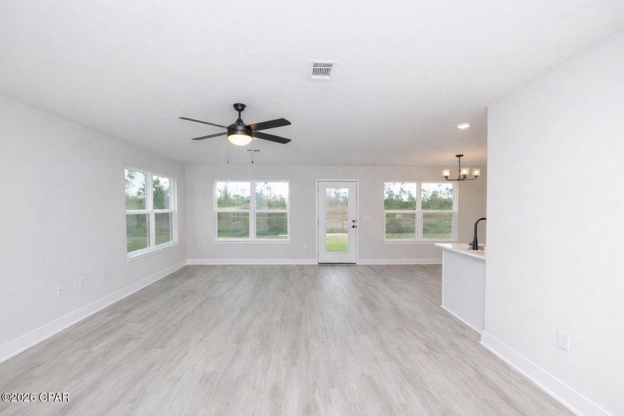Spacious, unfurnished interior of a new home in Fox Glenn, Panama City (Image 11).