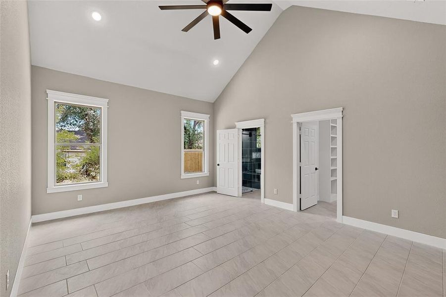 Spacious, unfurnished interior of a new home in , Kennedale (Image 31).