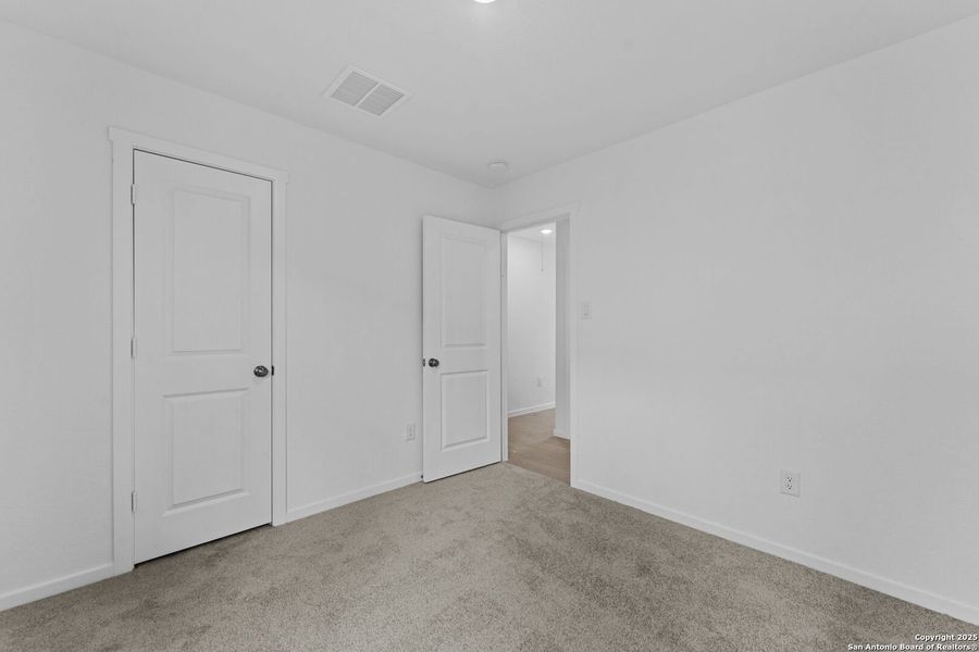 Spacious, unfurnished interior of a new home in Torian Village: Belmar Collection, San Antonio (Image 15).